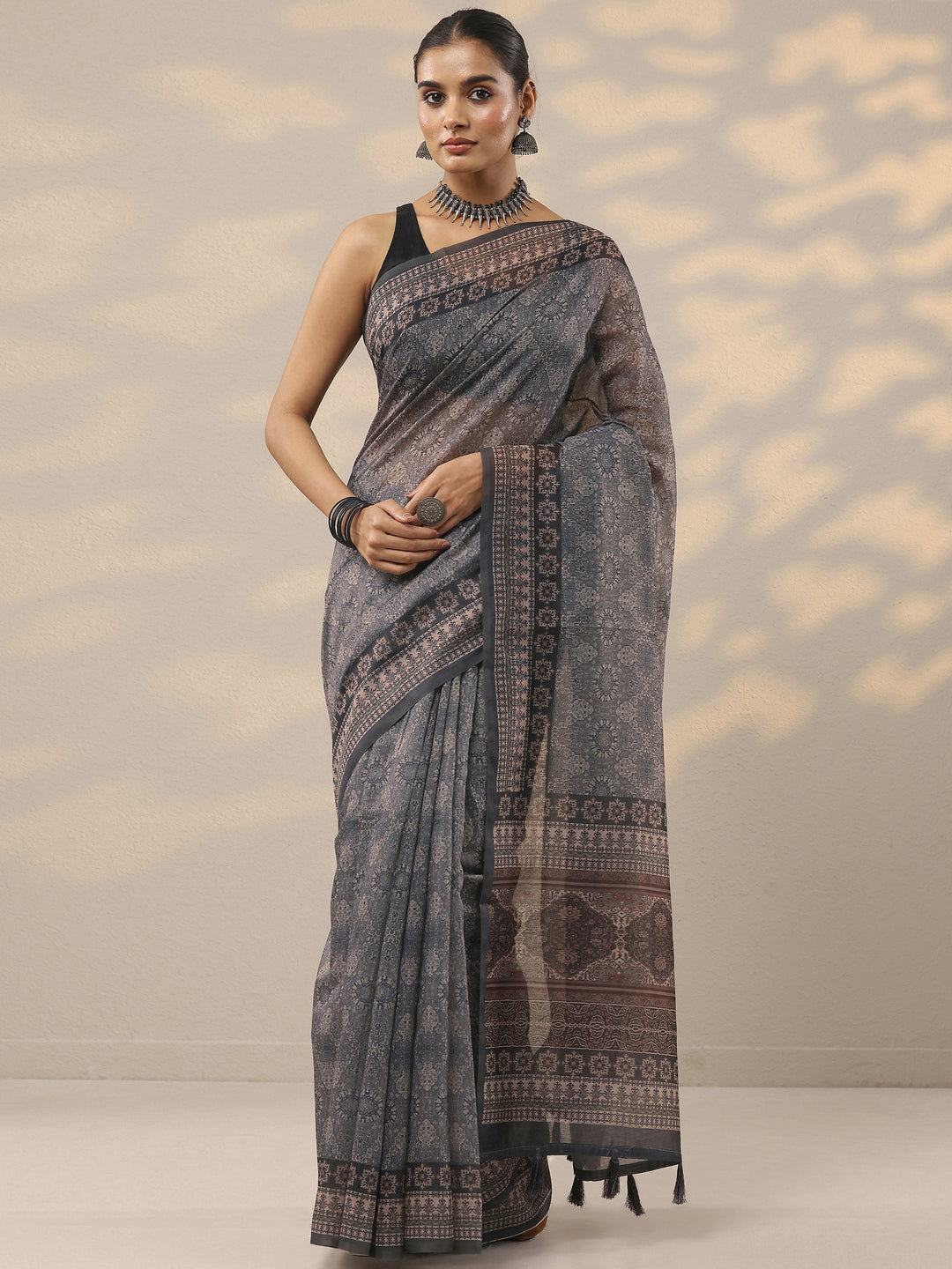  Grey  Printed Silk Blend Saree With Unstitched Blouse Piece 