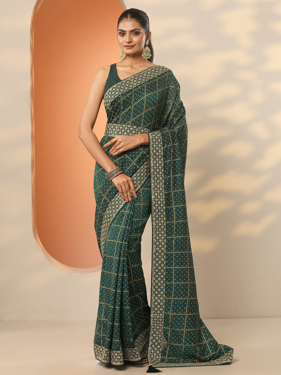  Green Bandhani Printed Silk Blend Saree With Unstitched Blouse Piece 