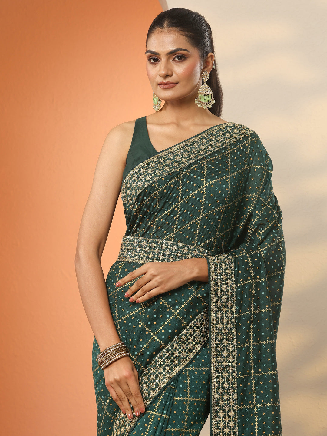  Green Bandhani Printed Silk Blend Saree With Unstitched Blouse Piece 