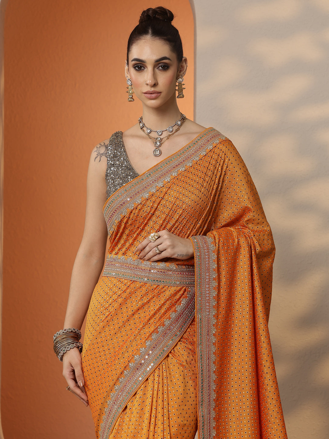  Mustard Printed Silk Blend Saree With Unstitched Blouse Piece 