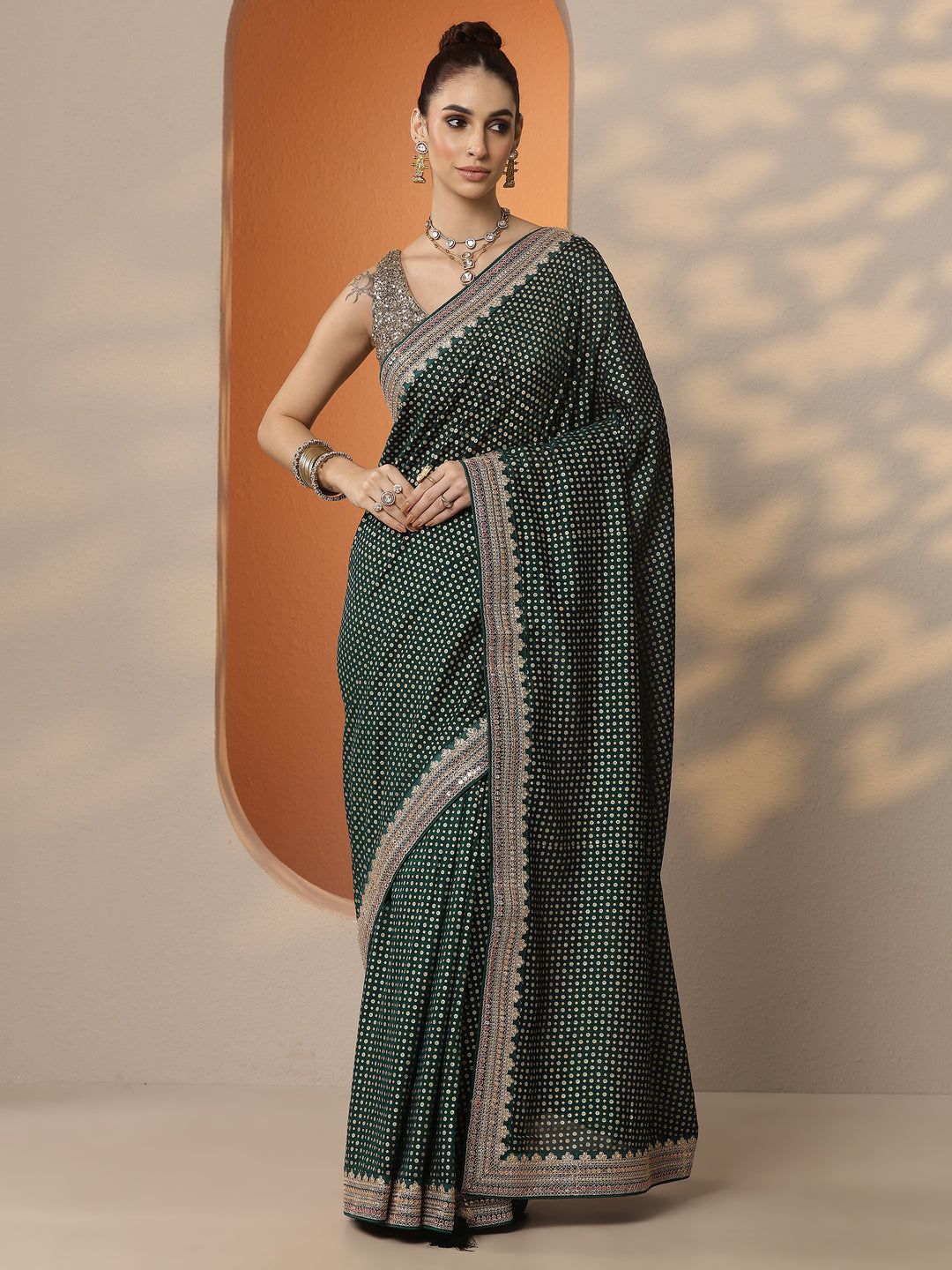  Green Printed Silk Blend Saree With Unstitched Blouse Piece 