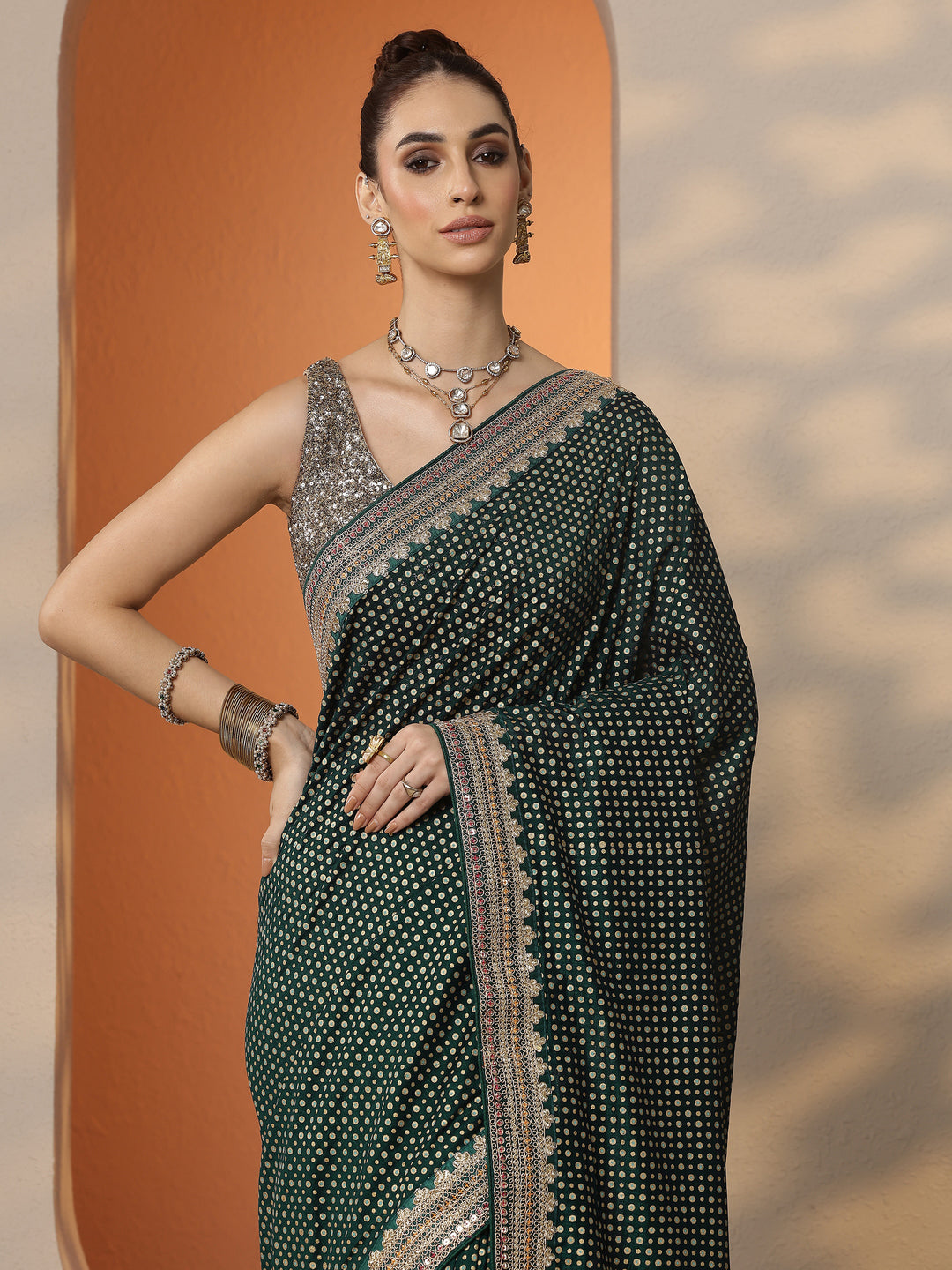 Green Printed Silk Blend Saree With Unstitched Blouse Piece 