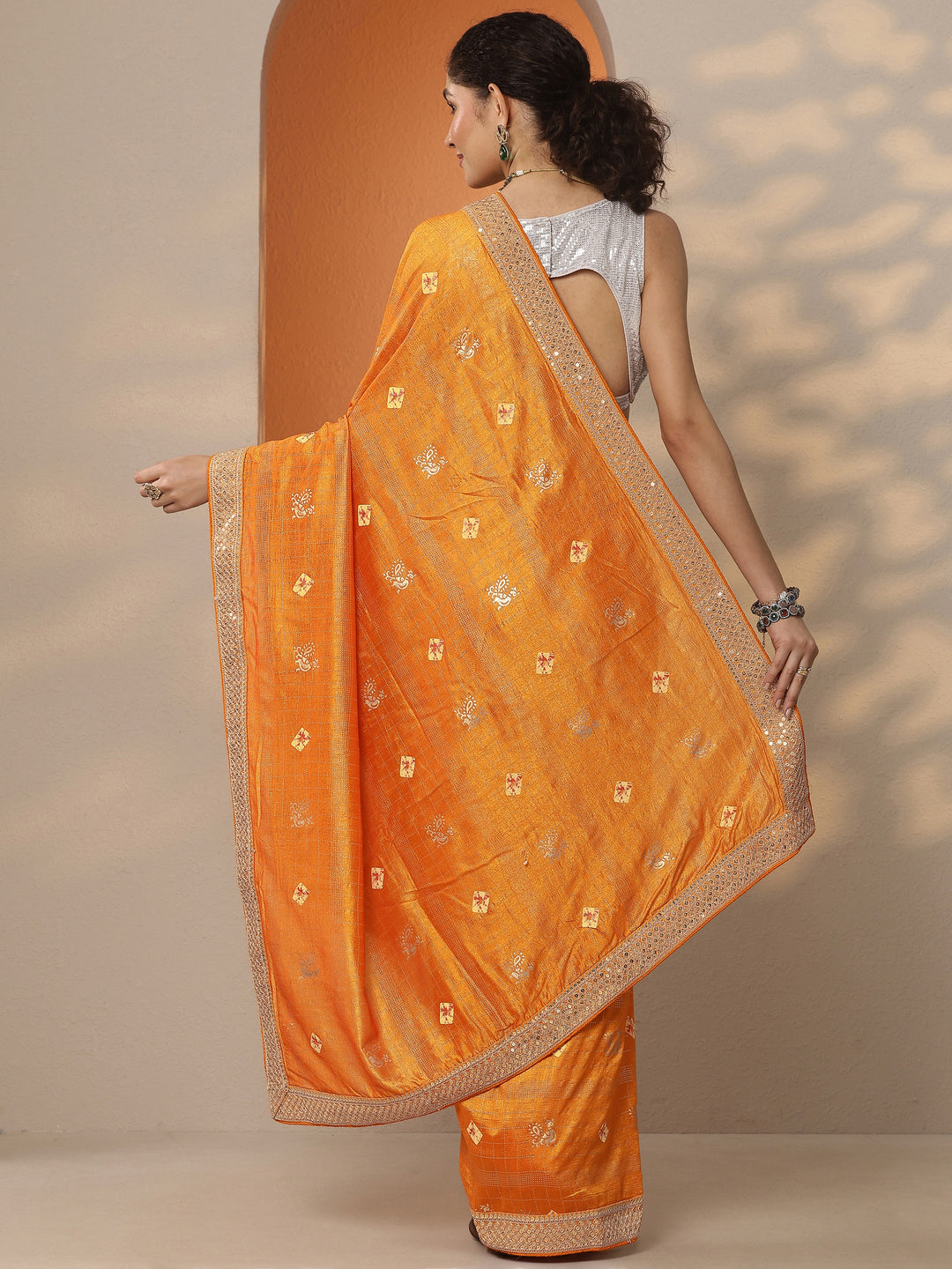  Orange Printed Silk Blend Saree With Unstitched Blouse Piece 