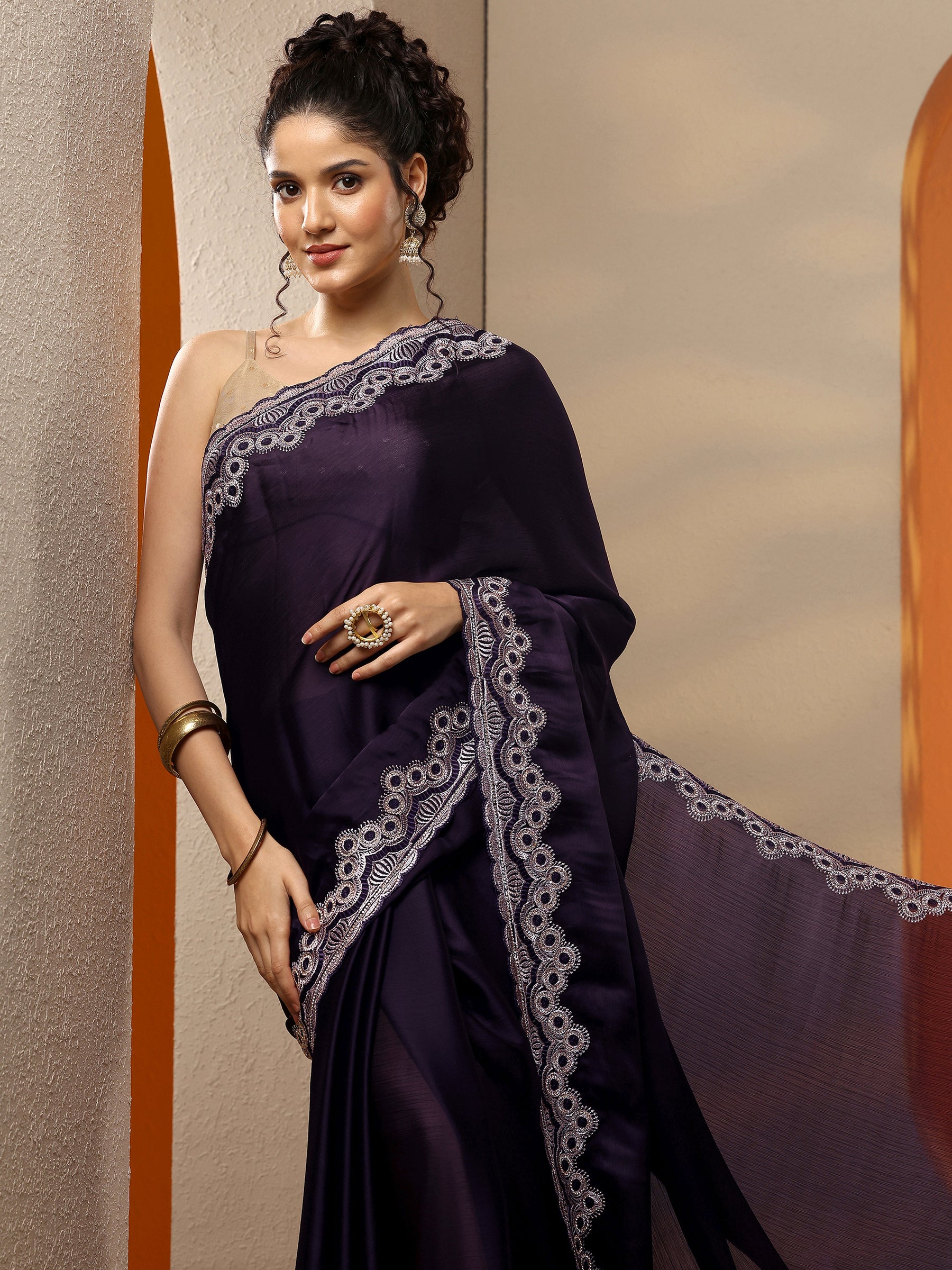 Yellow Solid Silk Blend Saree With Unstitched Blouse Piece