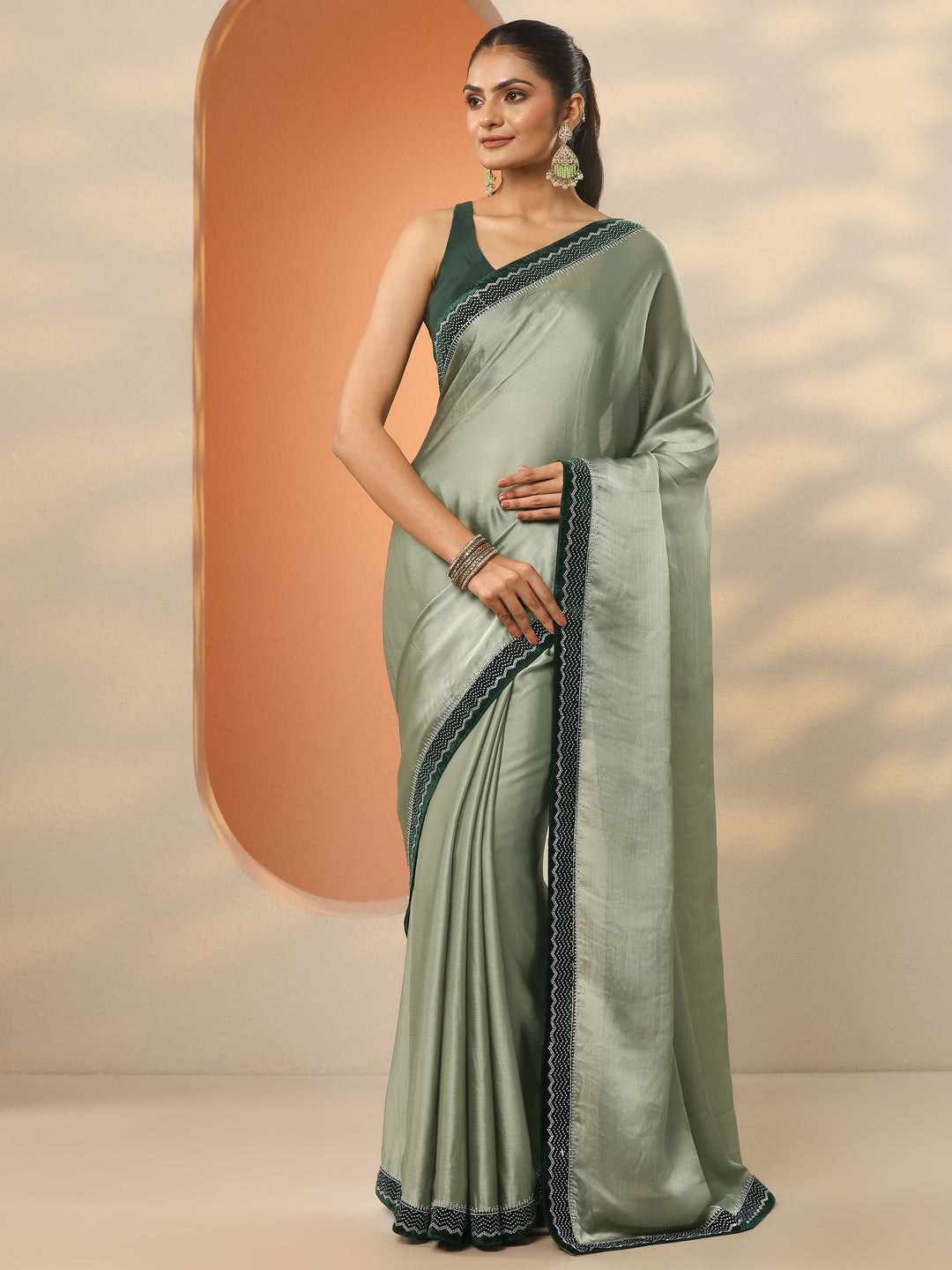  Green Solid Chiffon Saree With Unstitched Blouse Piece 