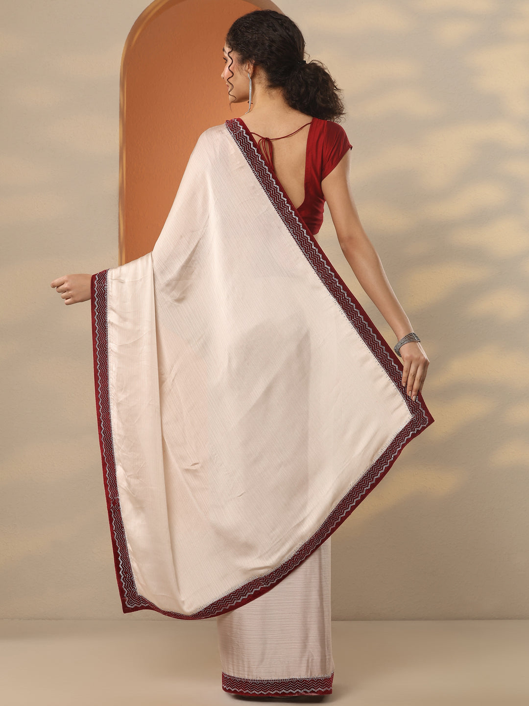  Beige Solid Chiffon Saree With Unstitched Blouse Piece 