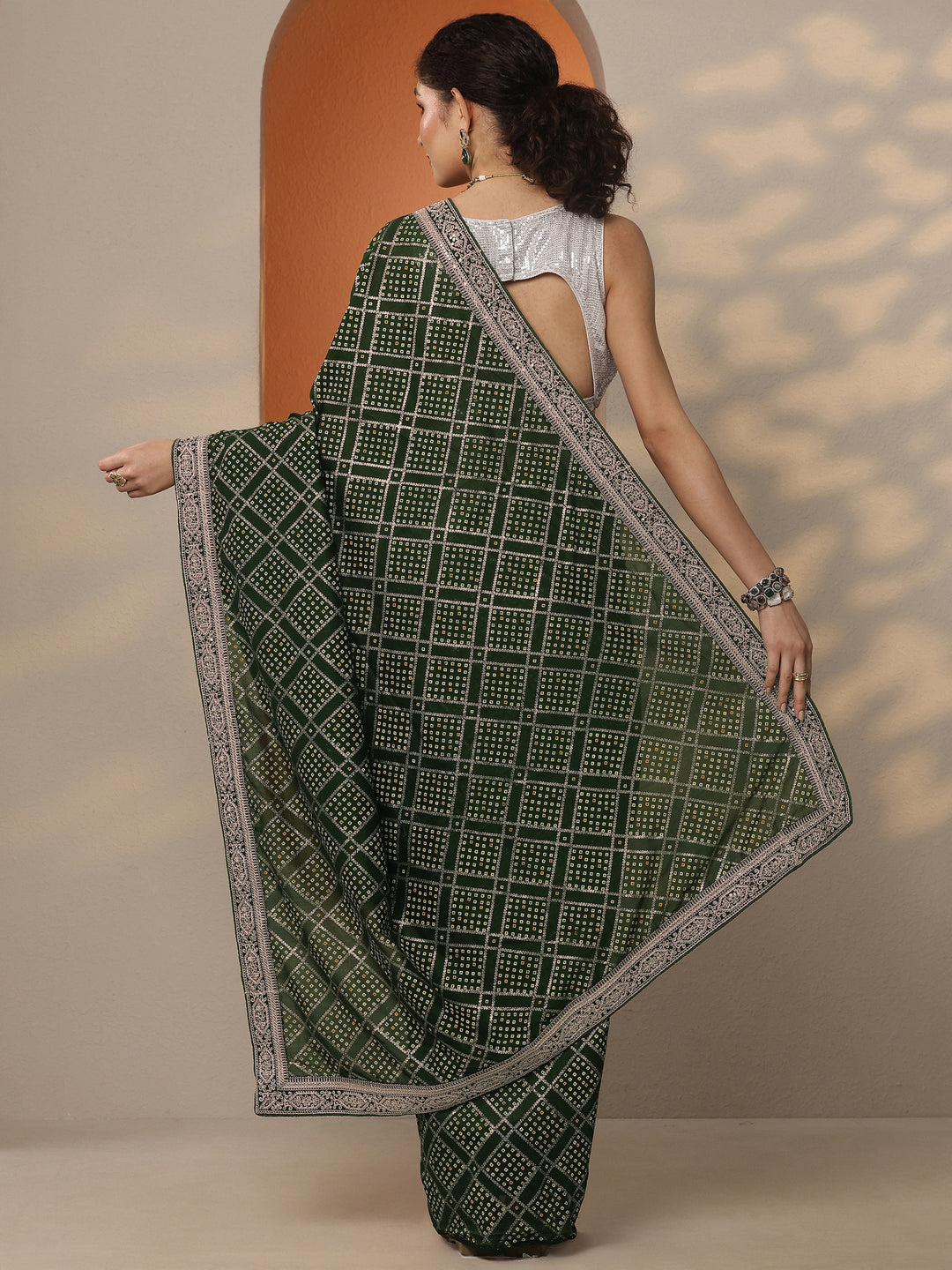  Green Bandhani Printed Silk Blend Saree With Unstitched Blouse Piece 