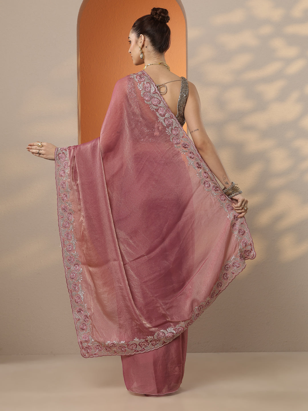  Pink Solid Organza Saree With Unstitched Blouse Piece 