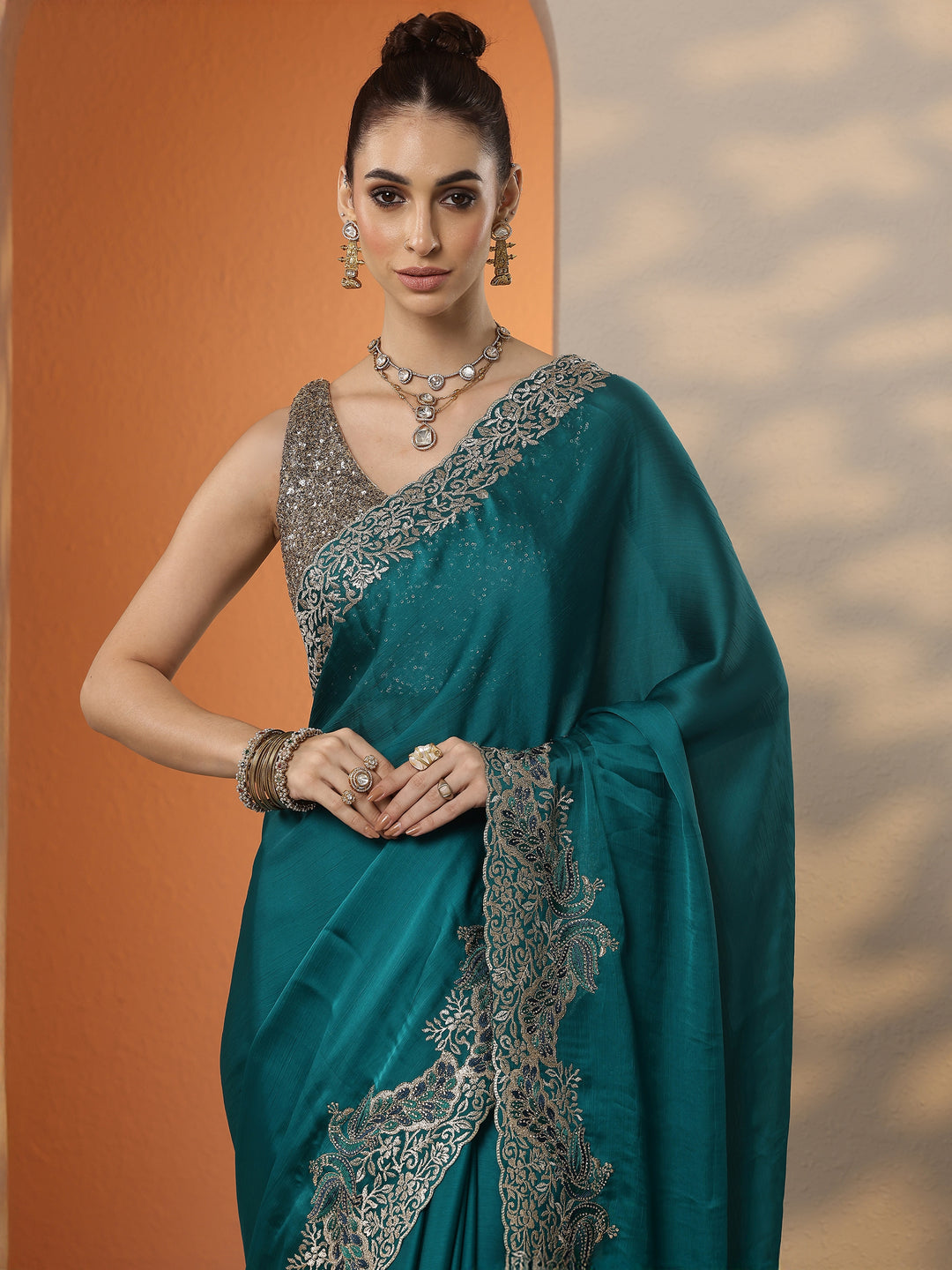  Green Solid Chiffon Saree With Unstitched Blouse Piece 