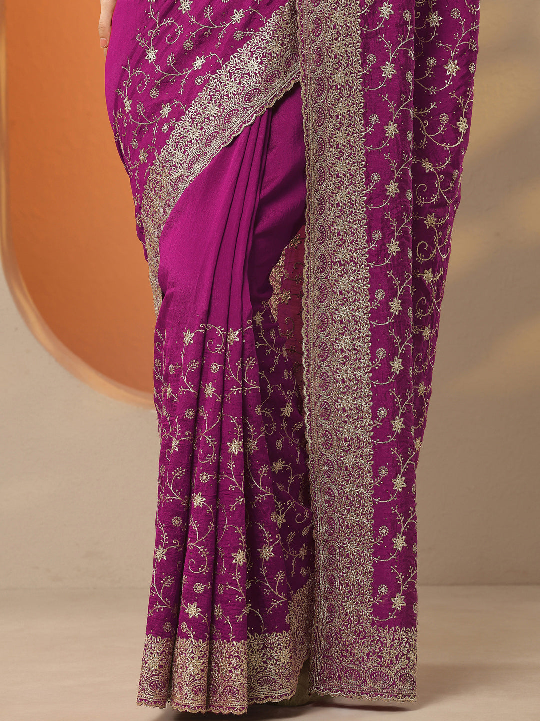  Magenta Embellished Silk Blend Saree With Unstitched Blouse Piece 
