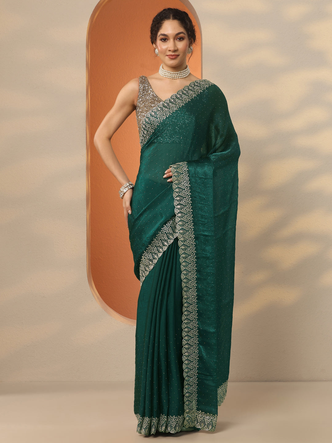  Green Embellished Organza Saree With Unstitched Blouse Piece 