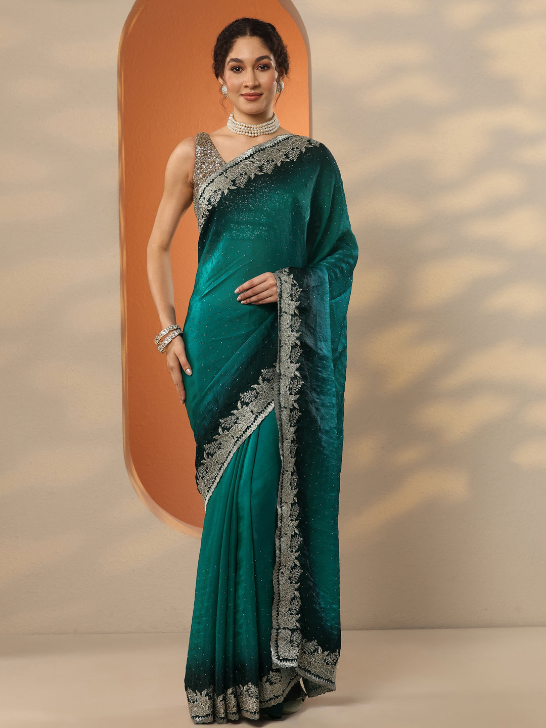  Green Embellished Organza Saree With Unstitched Blouse Piece 