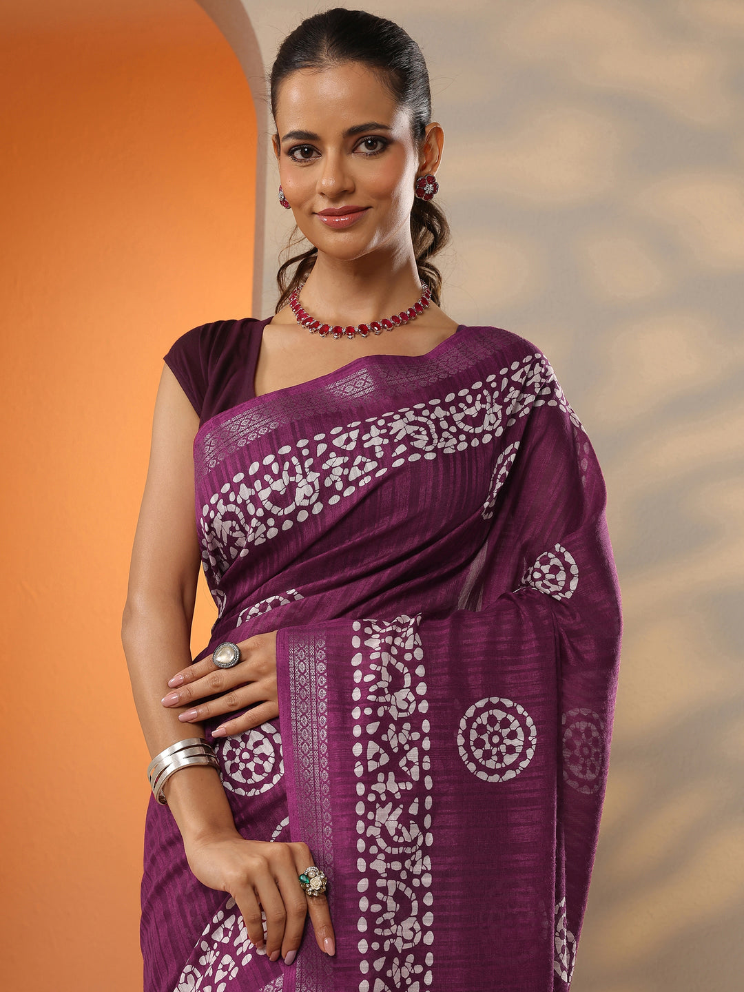  Burgundy Printed Silk Blend Saree With Unstitched Blouse Piece 