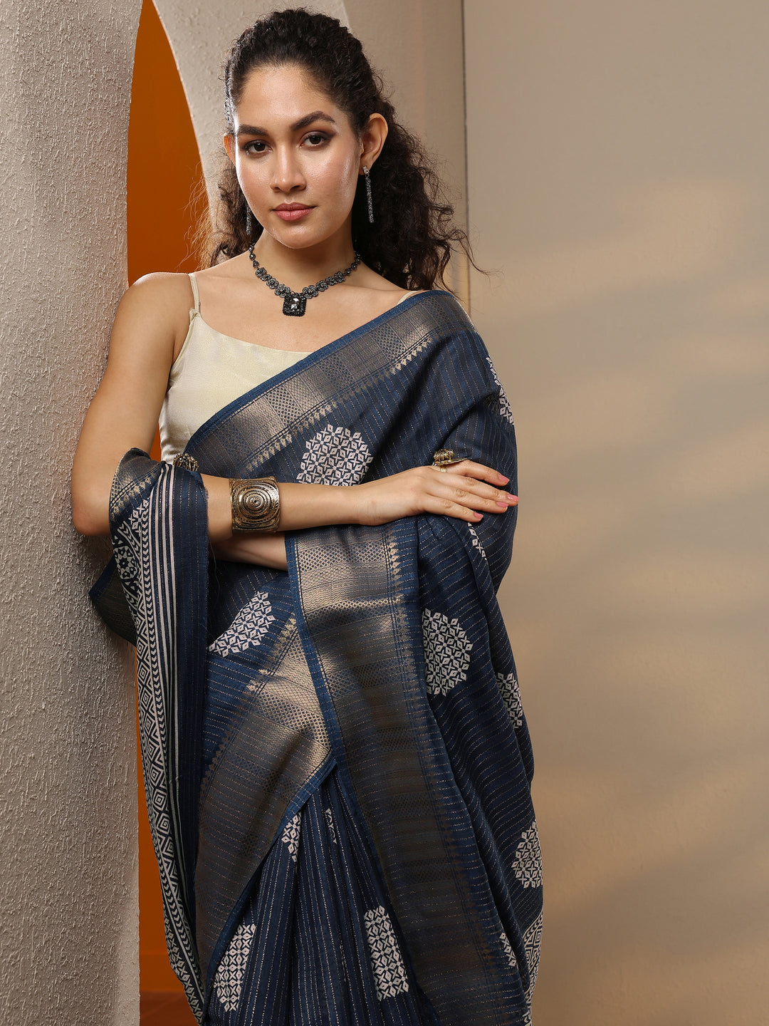  Navy Blue Printed Silk Blend Saree With Unstitched Blouse Piece 