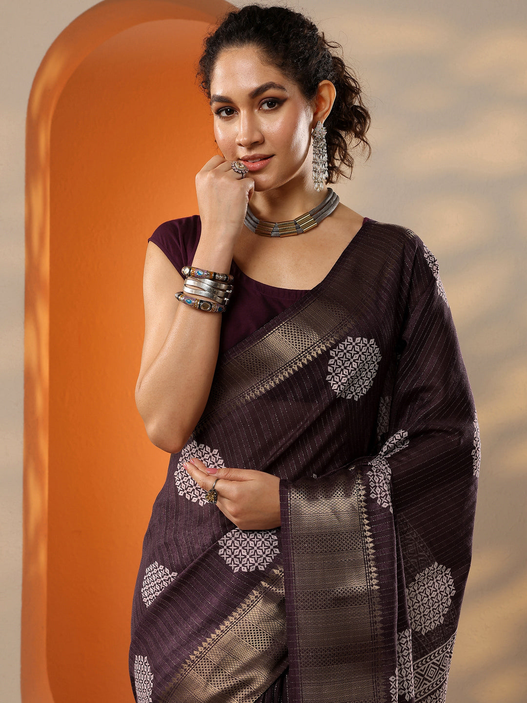  Purple Printed Silk Blend Saree With Unstitched Blouse Picece 
