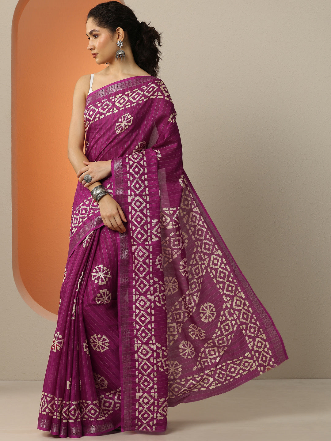  Pink Printed Silk Blend Saree With Unstitched Blouse Piece 