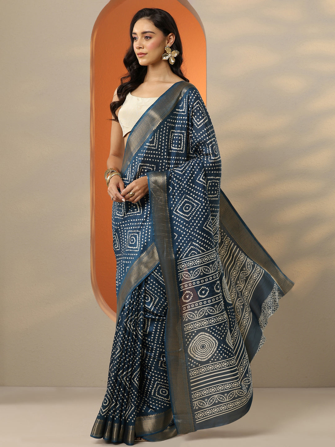  Navy Blue Printed Silk Blend Saree With Unstitched Blouse Piece 