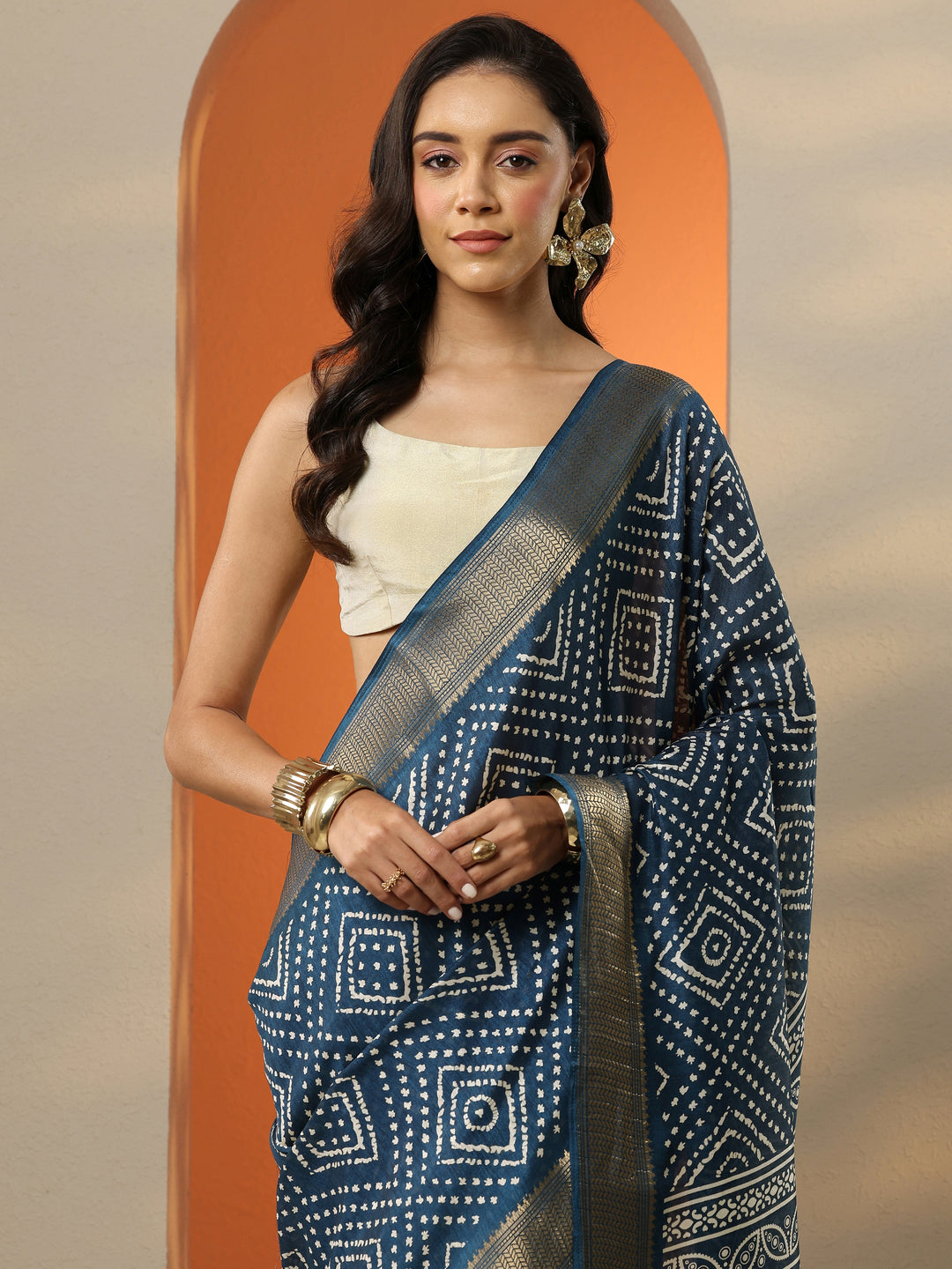  Navy Blue Printed Silk Blend Saree With Unstitched Blouse Piece 