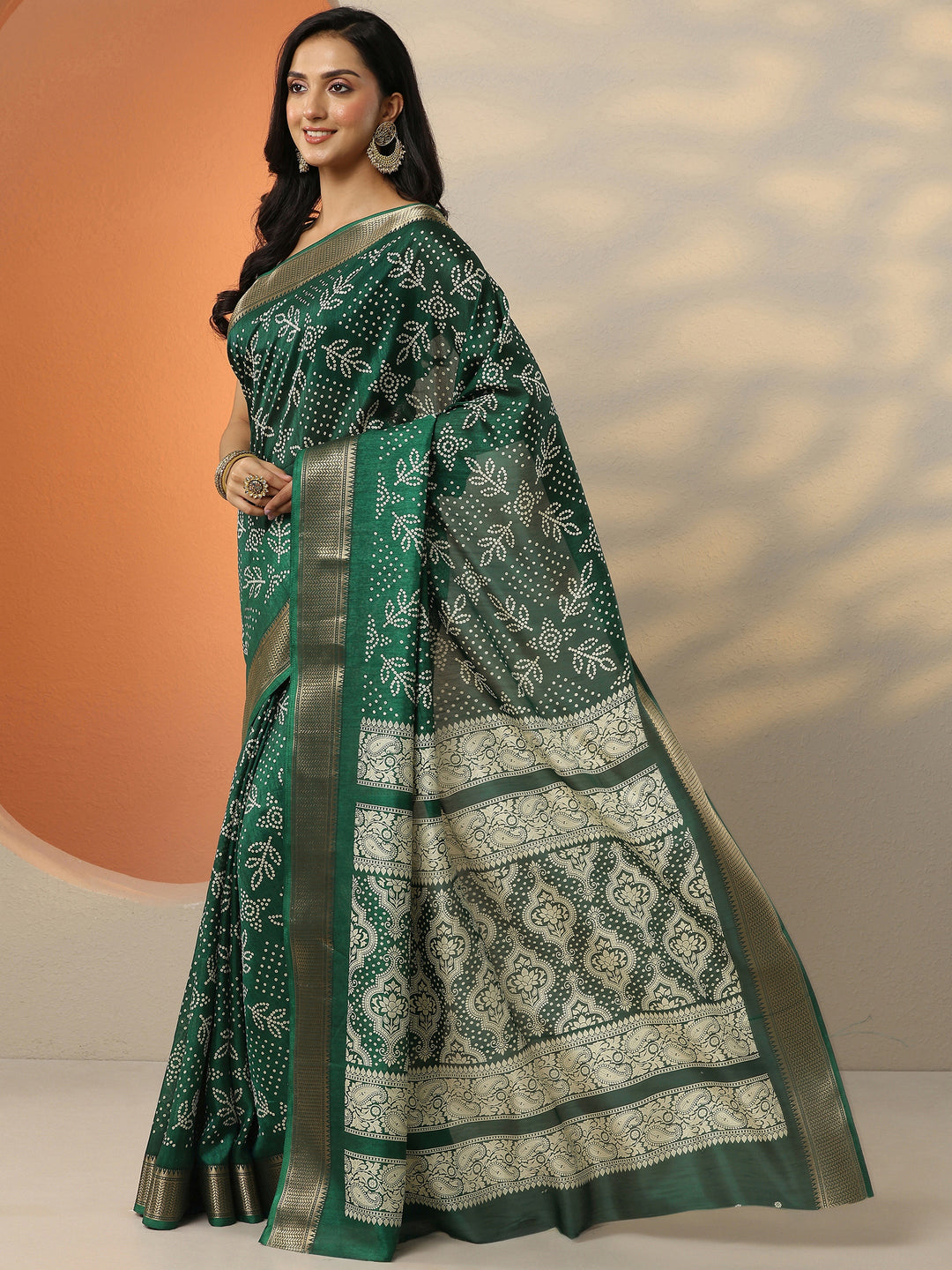  Green Bandhani Printed Silk Blend Saree With Unstitched Blouse Piece 