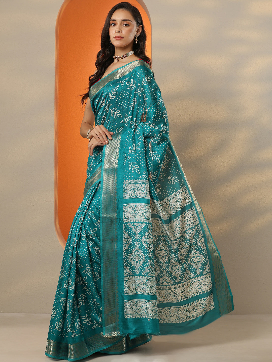  Green Bandhani Printed Silk Blend Saree With Unstitched Blouse Piece 