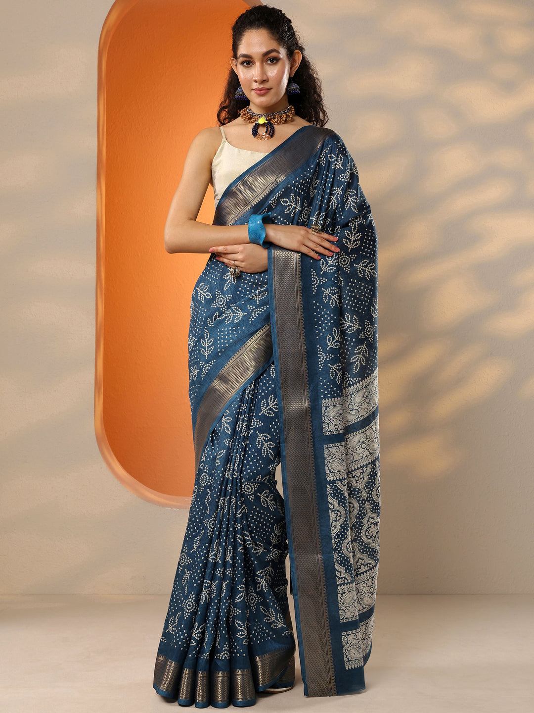  Navy Blue Bandhani Printed Silk Blend Saree With Unstitched Blouse Piece 