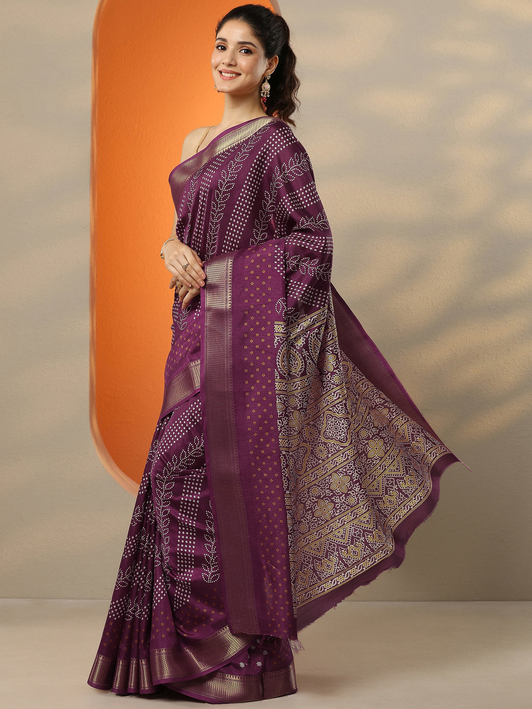  Burgundy Bandhani Printed Silk Blend Saree With Unstitched Blouse Piece 