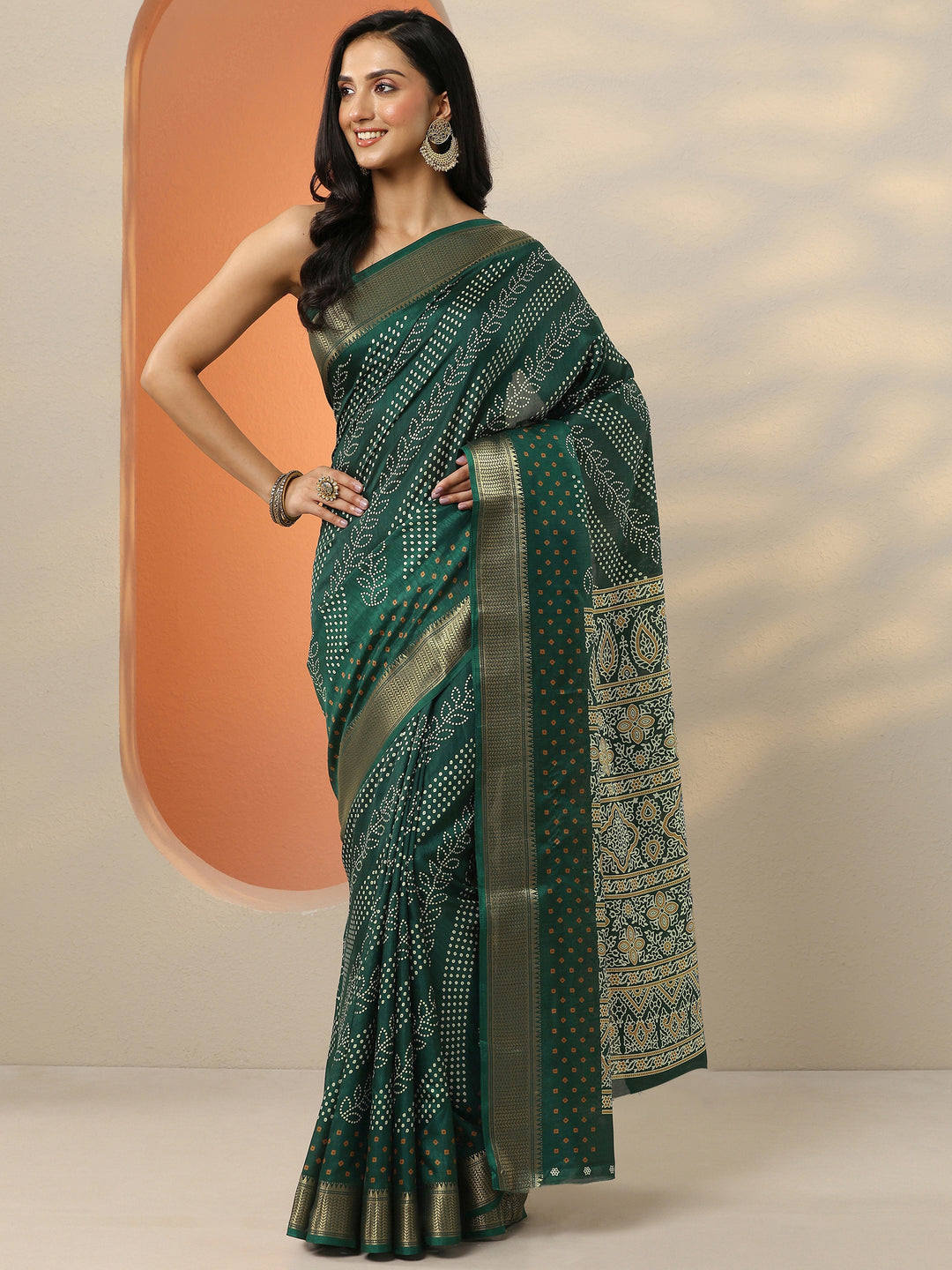  Green Bandhani Printed Silk Blend Saree With Unstitched Blouse Piece 