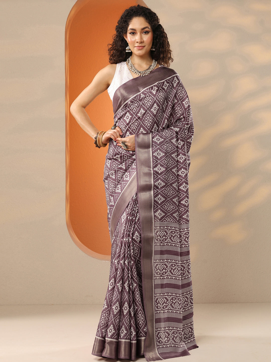  Brown Printed Silk Blend Saree With Unstitched Blouse Picece 
