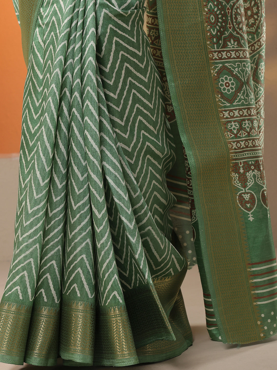  Green Leheriya Printed Silk Blend Saree With Unstitched Blouse Piece 