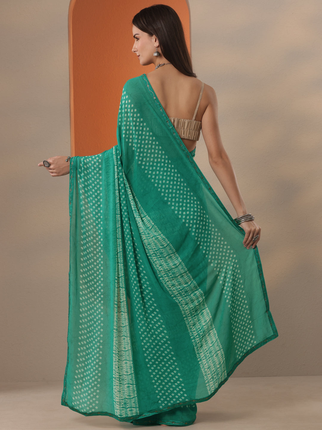  Green Bandhani Printed Georgette Saree With Unstitched Blouse Piece 
