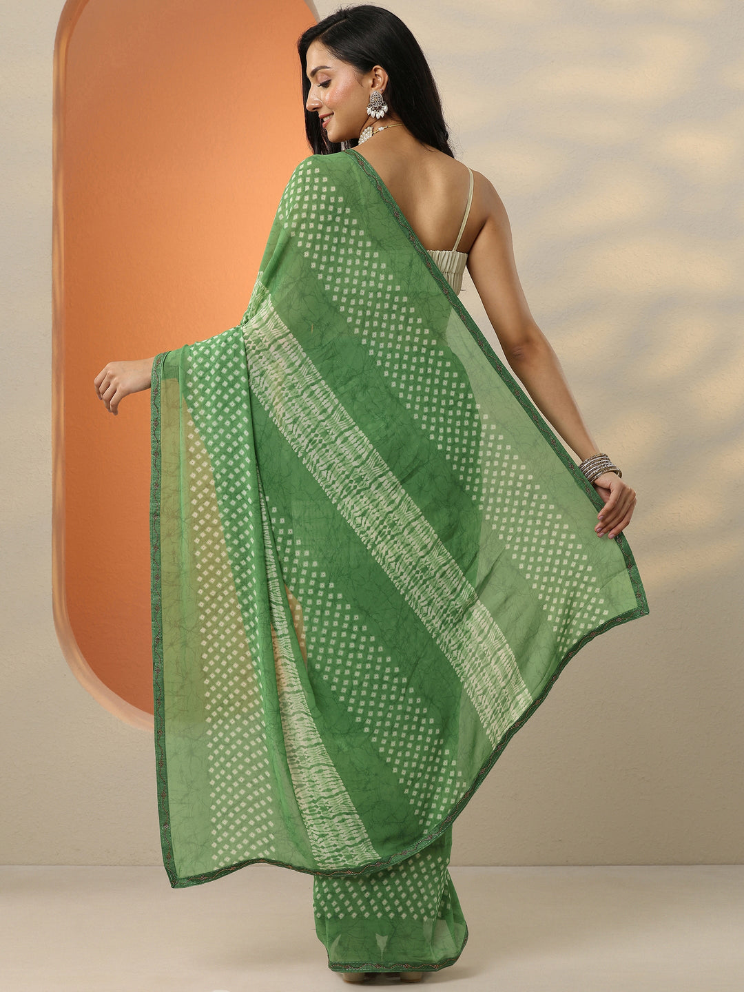  Green Bandhani Printed Georgette Saree With Unstitched Blouse Piece 