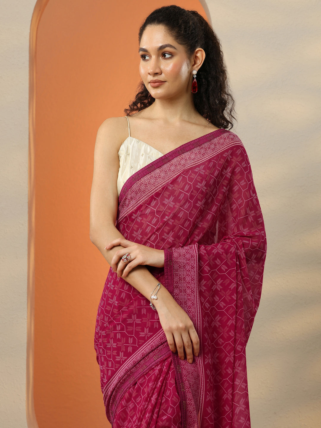  Red Printed Georgette Saree With Unstitched Blouse Piece 