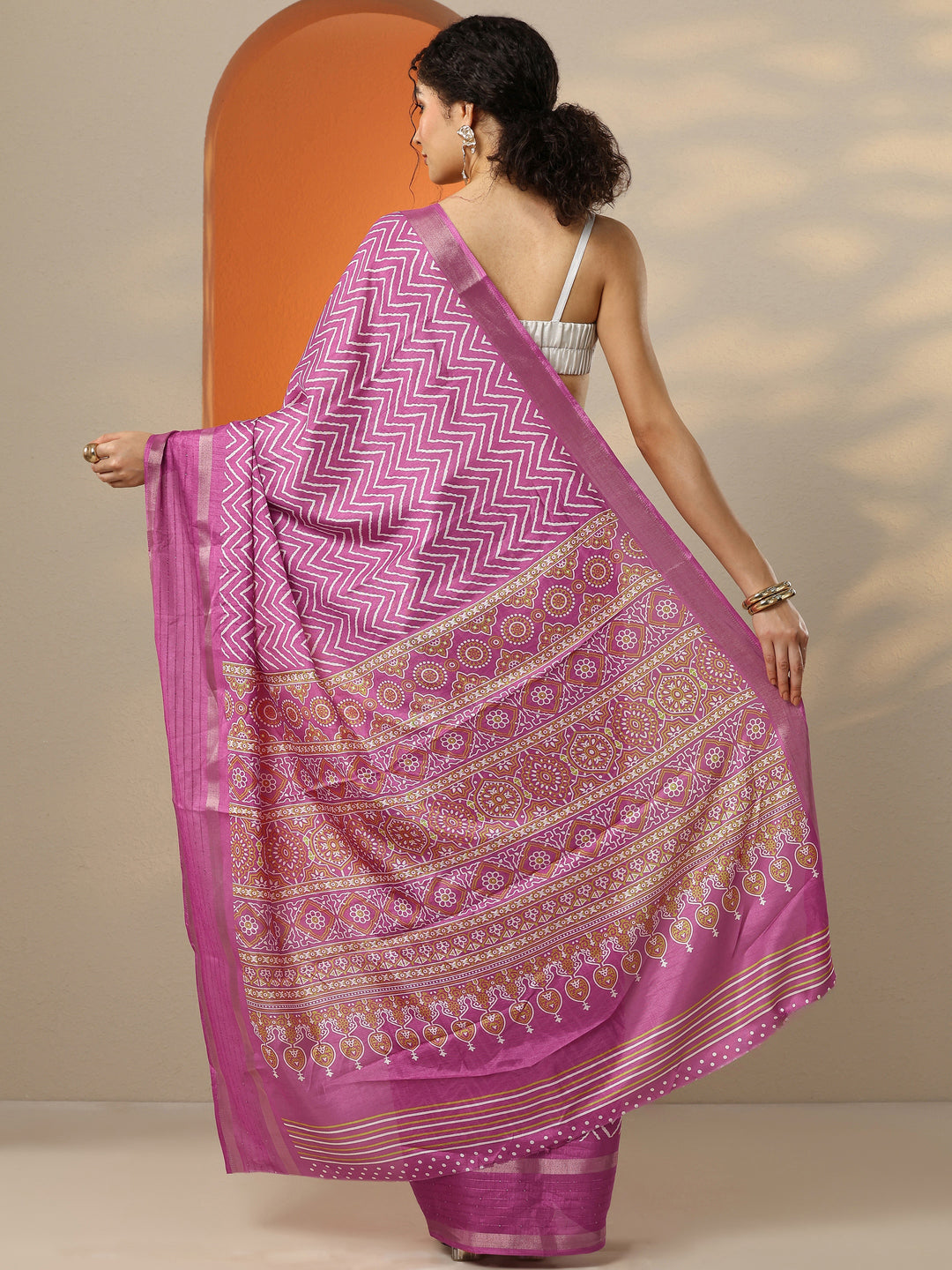  Pink Leheriya Printed Silk Blend Saree With Unstitched Blouse Piece 