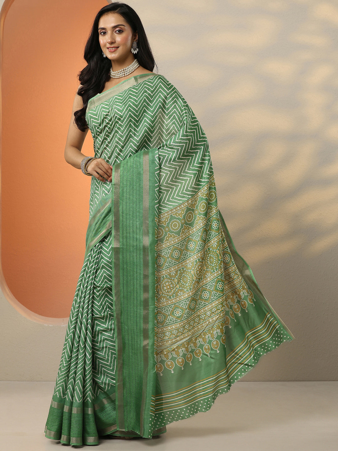  Green Leheriya Printed Silk Blend Saree With Unstitched Blouse Piece 