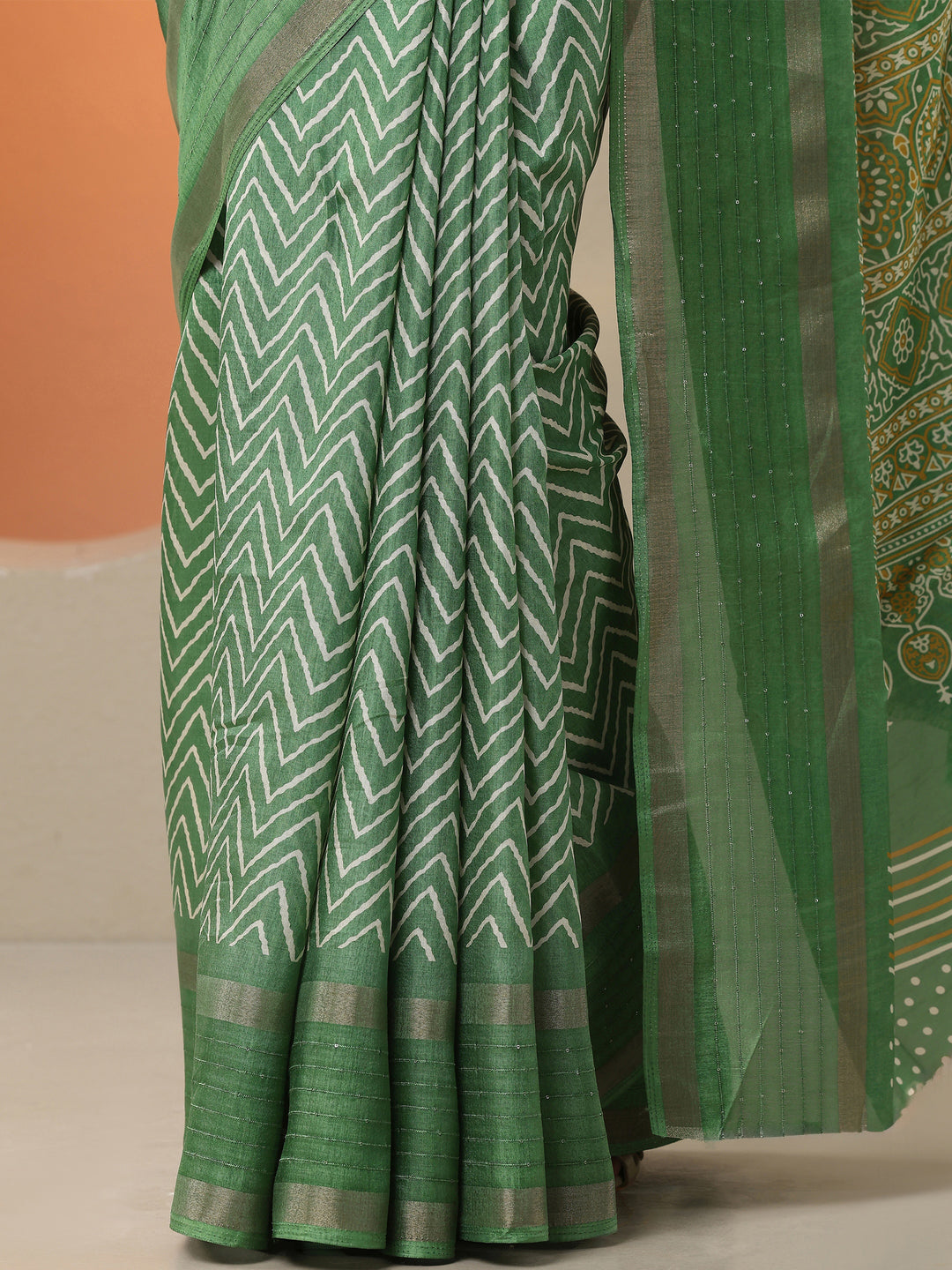  Green Leheriya Printed Silk Blend Saree With Unstitched Blouse Piece 