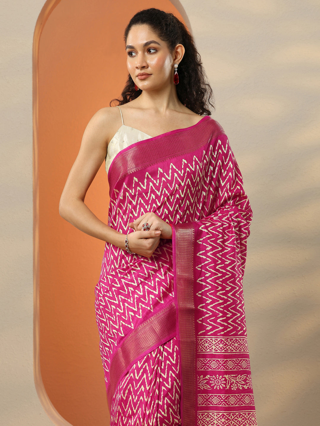  Pink Leheriya Printed Silk Blend Saree With Unstitched Blouse Piece 
