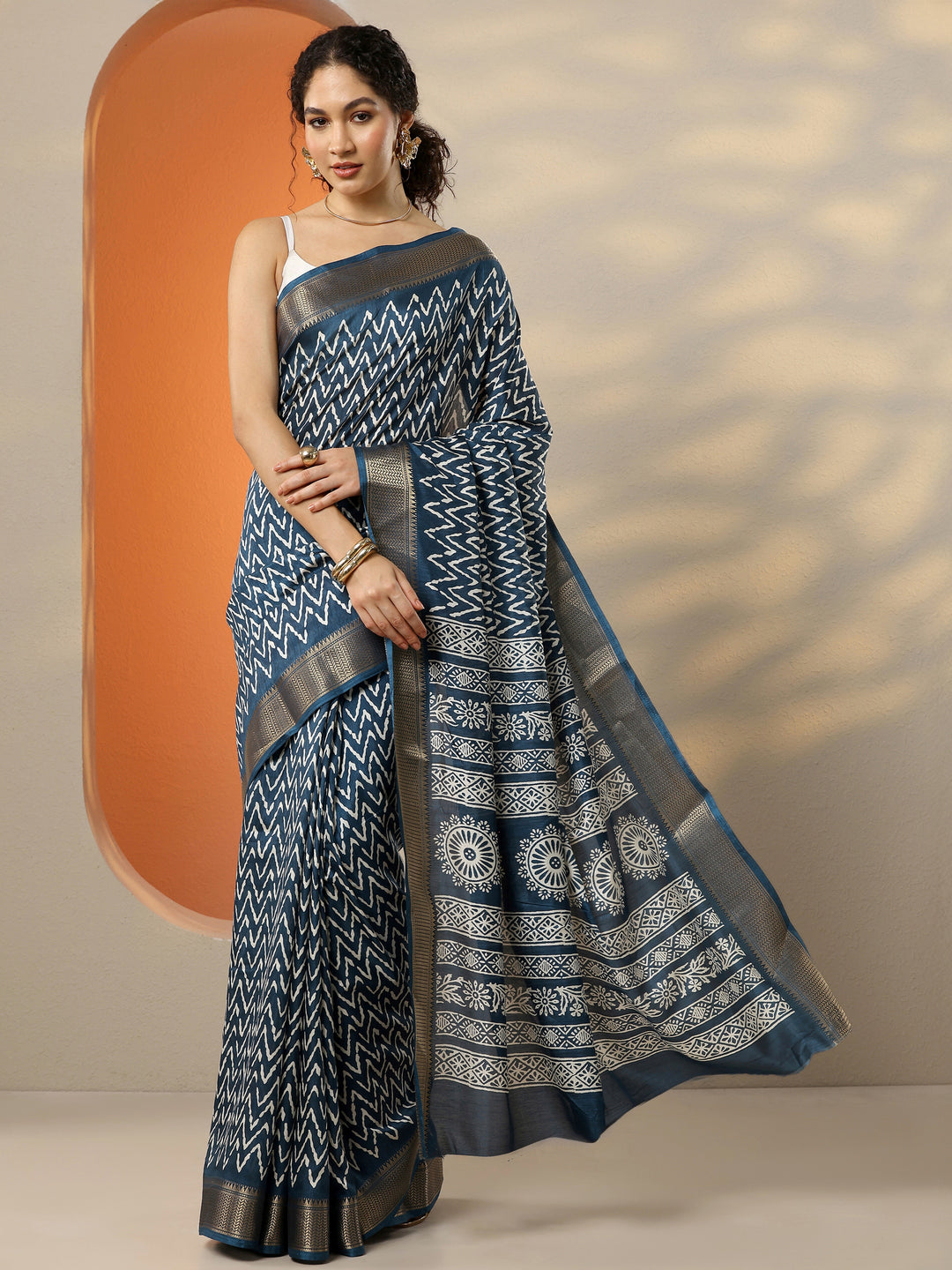  Blue Leheriya Printed Silk Blend Saree With Unstitched Blouse Piece 