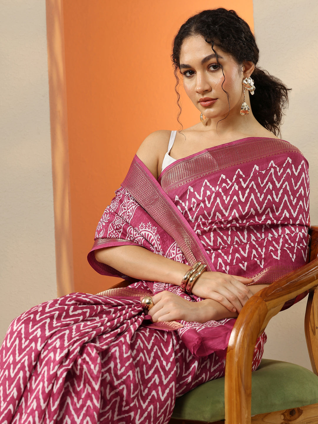  Pink Leheriya Printed Silk Blend Saree With Unstitched Blouse Piece 