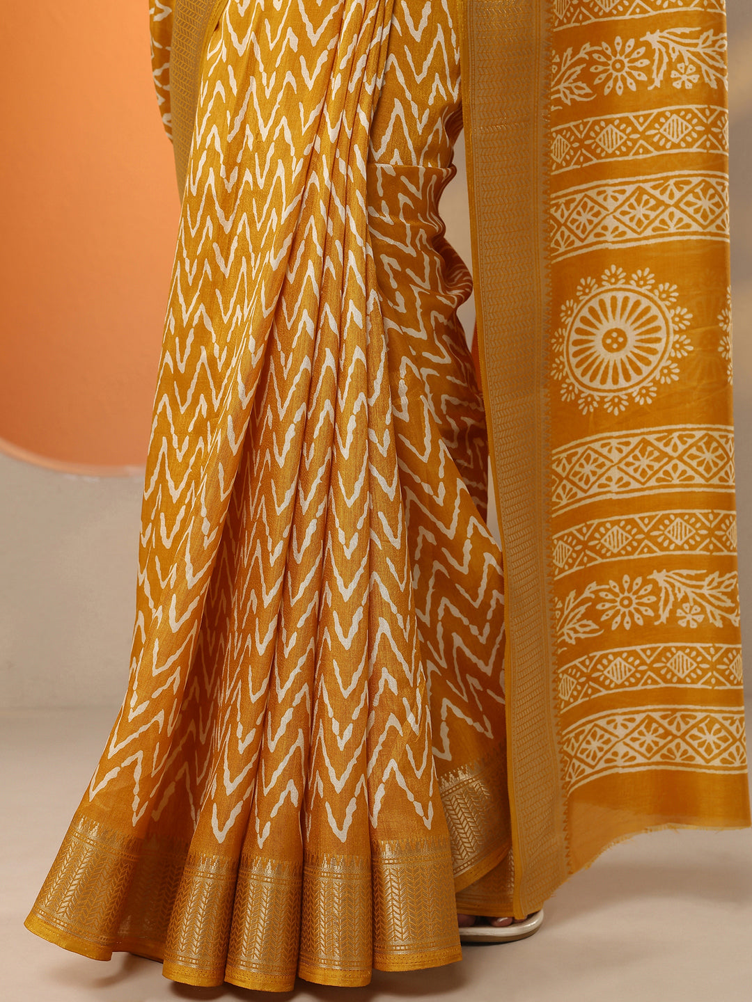  Mustard Leheriya Printed Silk Blend Saree With Unstitched Blouse Piece 