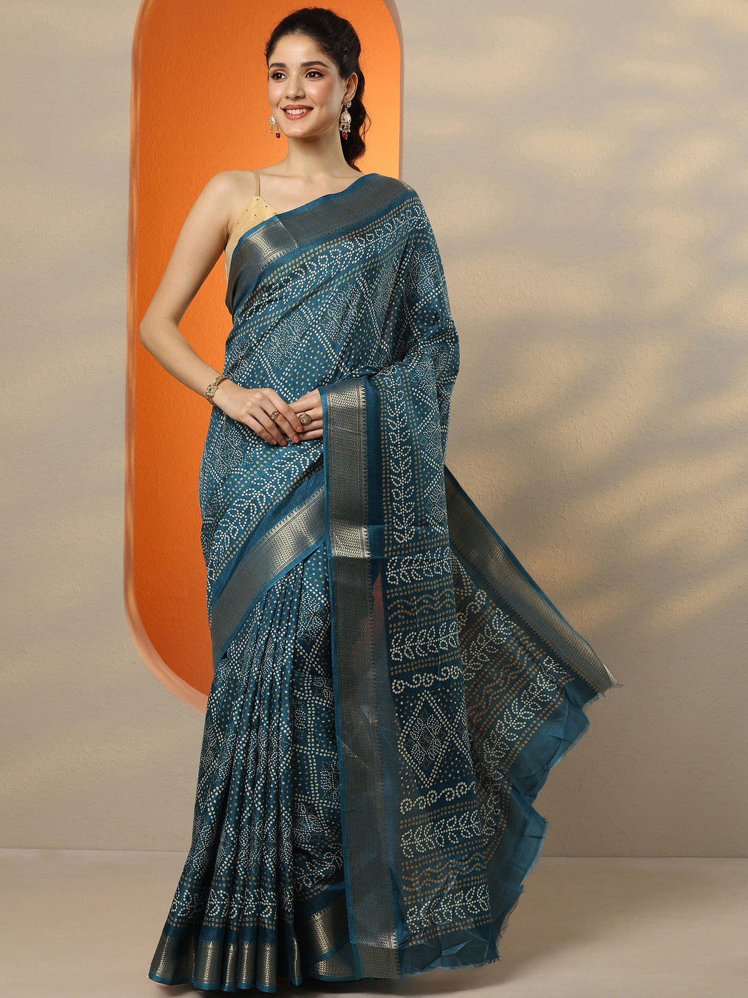  Green Bandhani Printed Silk Blend Saree With Unstitched Blouse Piece 