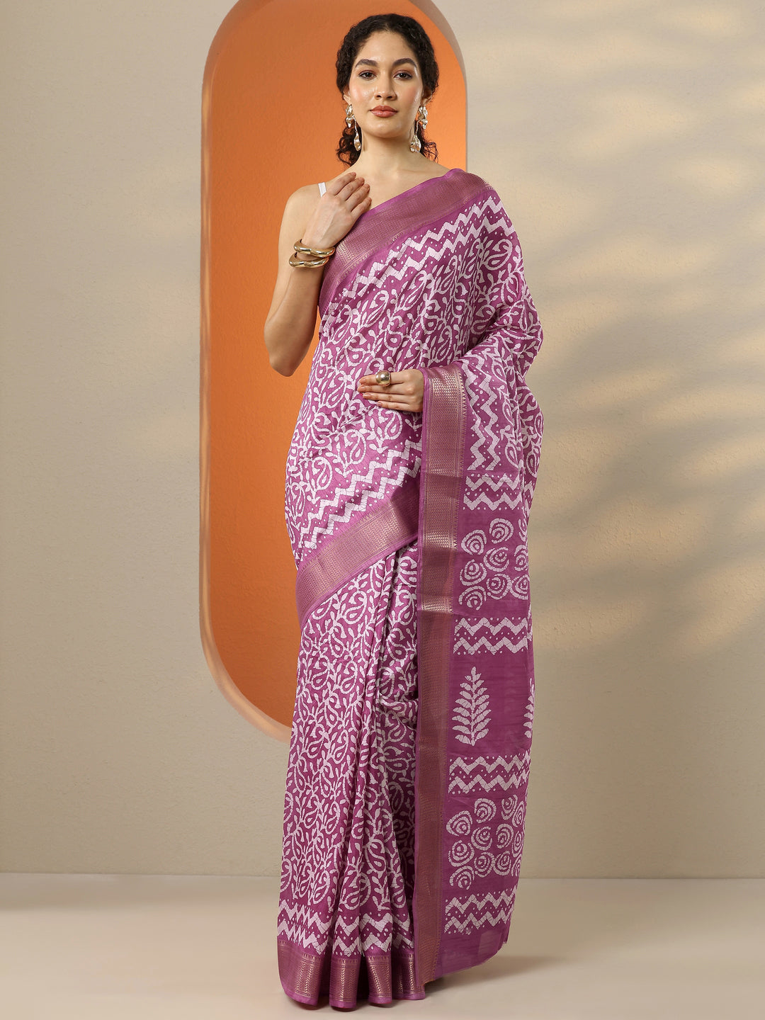  Magenta Batik Printed Silk Blend Saree With Unstitched Blouse Piece 