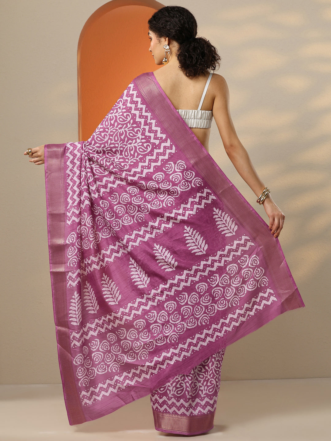  Magenta Batik Printed Silk Blend Saree With Unstitched Blouse Piece 