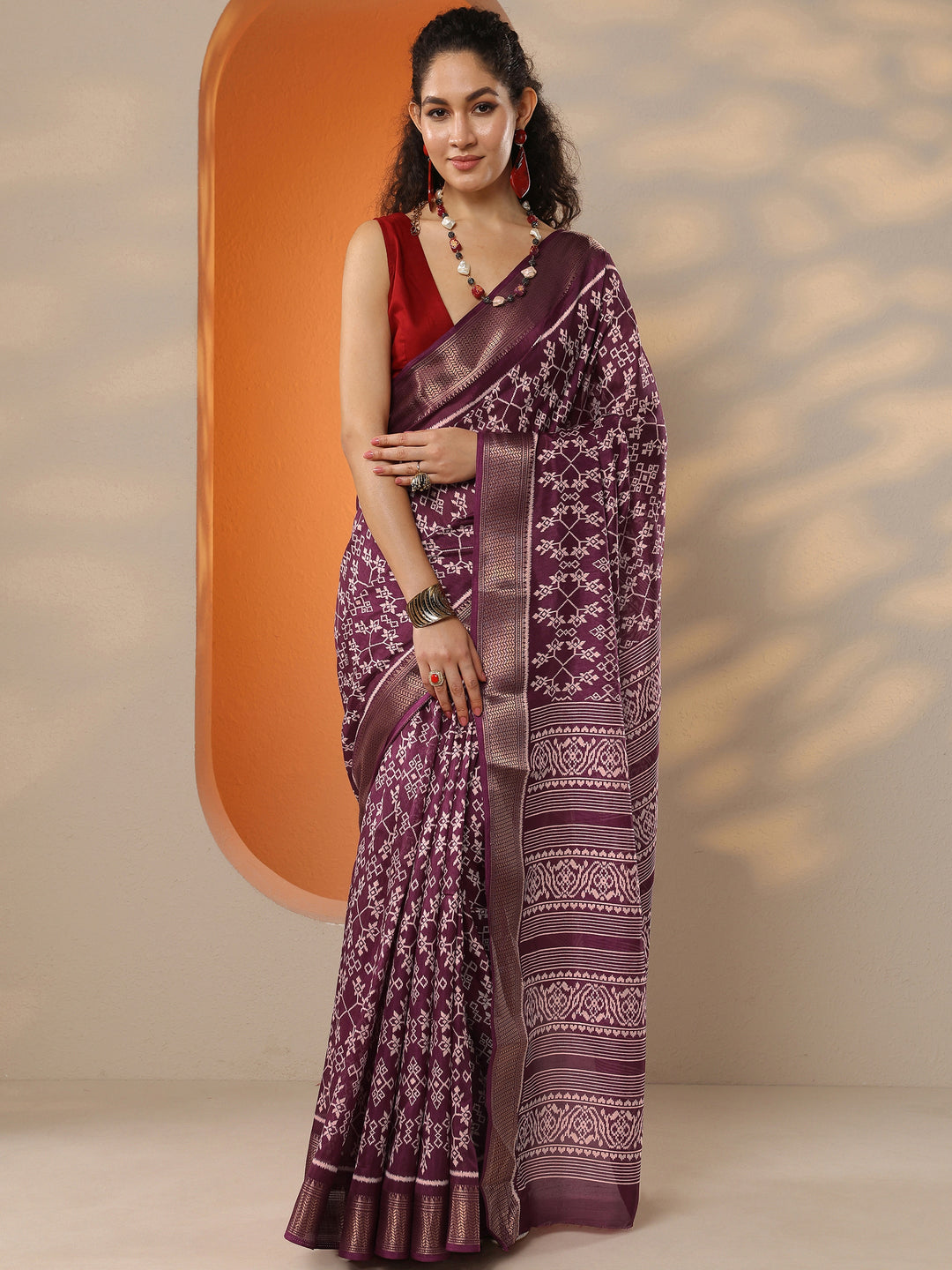  Burgundy Printed Silk Blend Saree With Unstitched Blouse Piece 