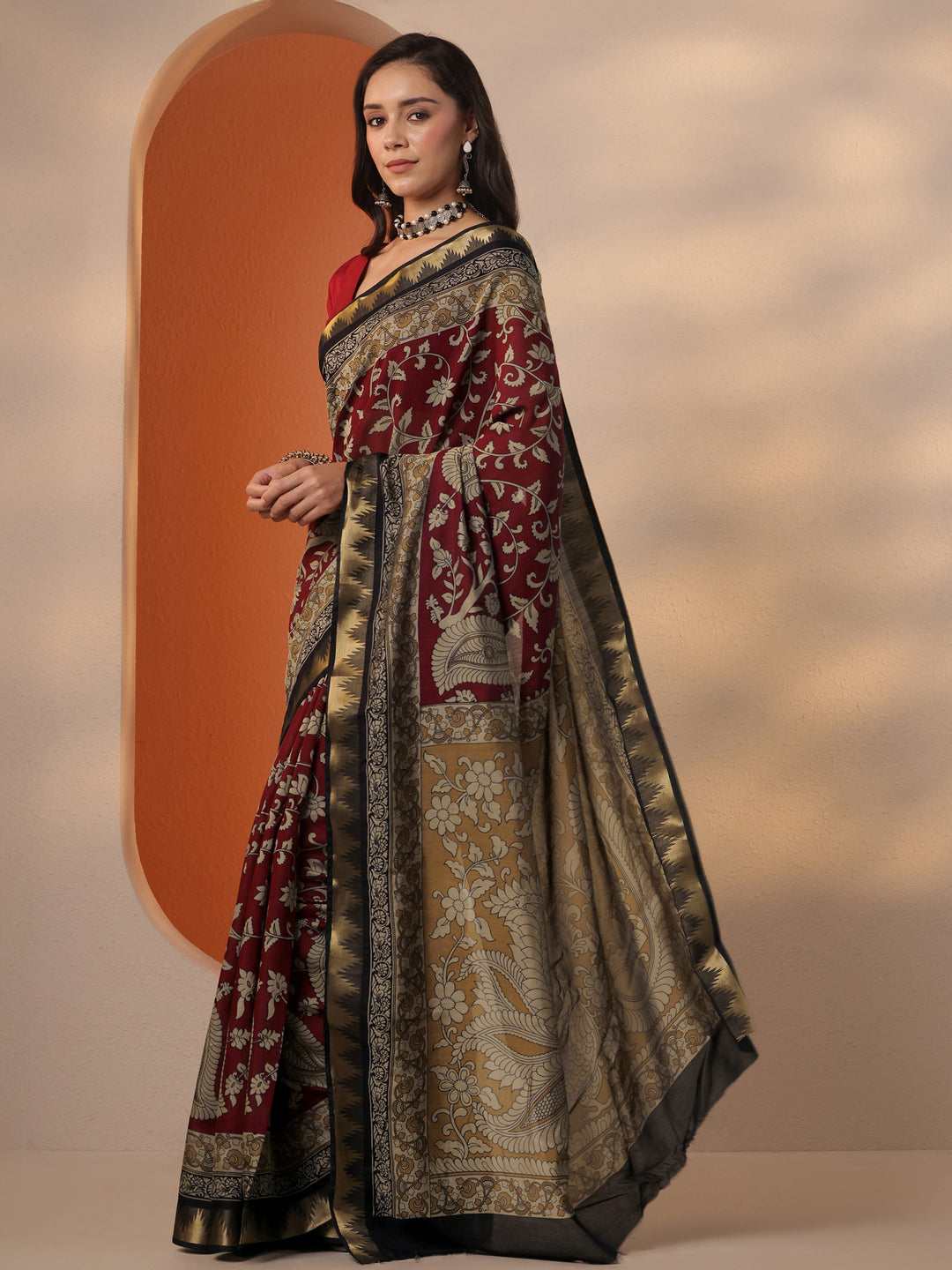  Red Printed Silk Blend Saree With Unstitched Blouse Piece 
