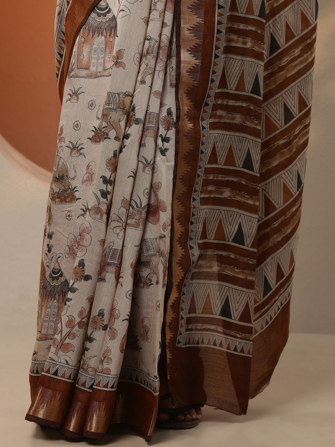  Beige Printed Silk Blend Saree With Unstitched Blouse Piece 
