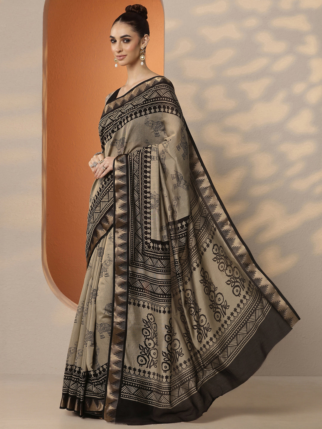  Beige Printed Silk Blend Saree With Unstitched Blouse Piece 