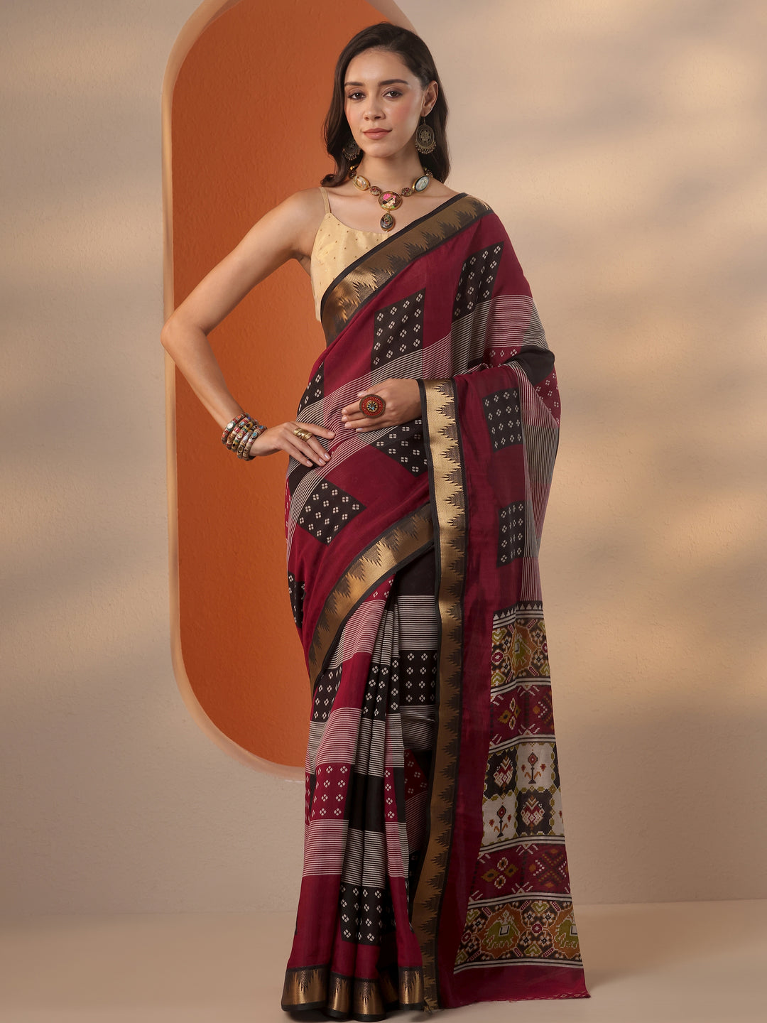  Multi Printed Silk Blend Saree With Unstitched Blouse Piece 