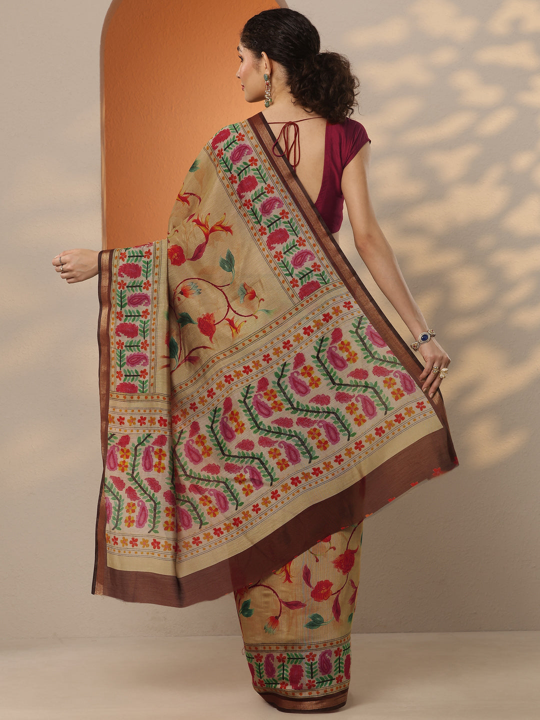 Gold Printed Silk Blend Saree With Unstitched Blouse Piece 