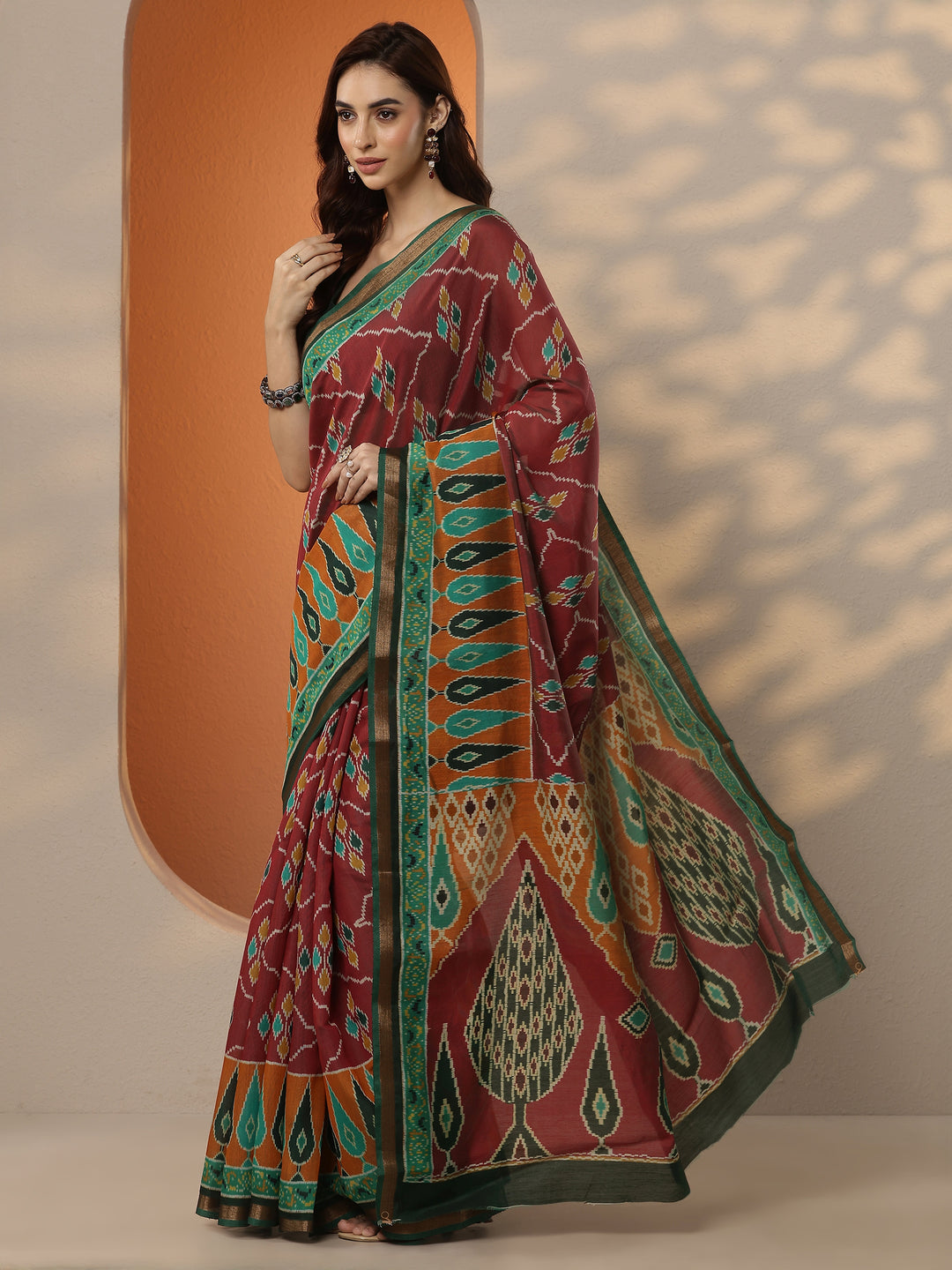  Pink Ikkat Printed Silk Blend Saree With Unstitched Blouse Piece 