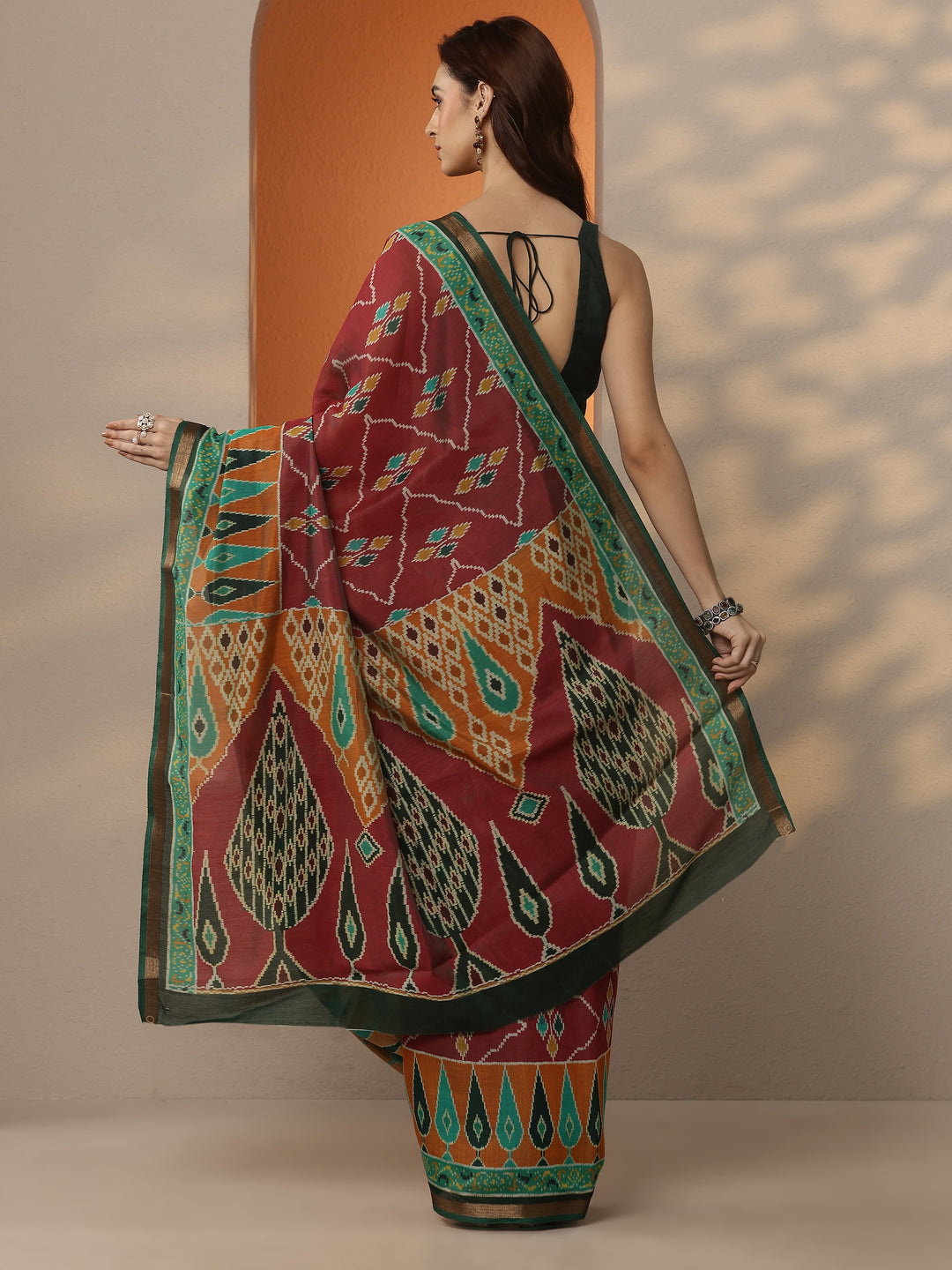  Pink Ikkat Printed Silk Blend Saree With Unstitched Blouse Piece 